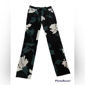 Marni floral pants for women size 48 or medium. New without tag